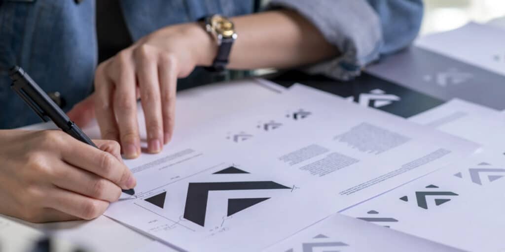 Processus de branding et identité de marque pour un projet créatif