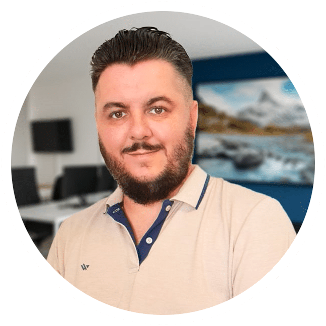 Semir, développeur web chez YETY à Sion en Valais